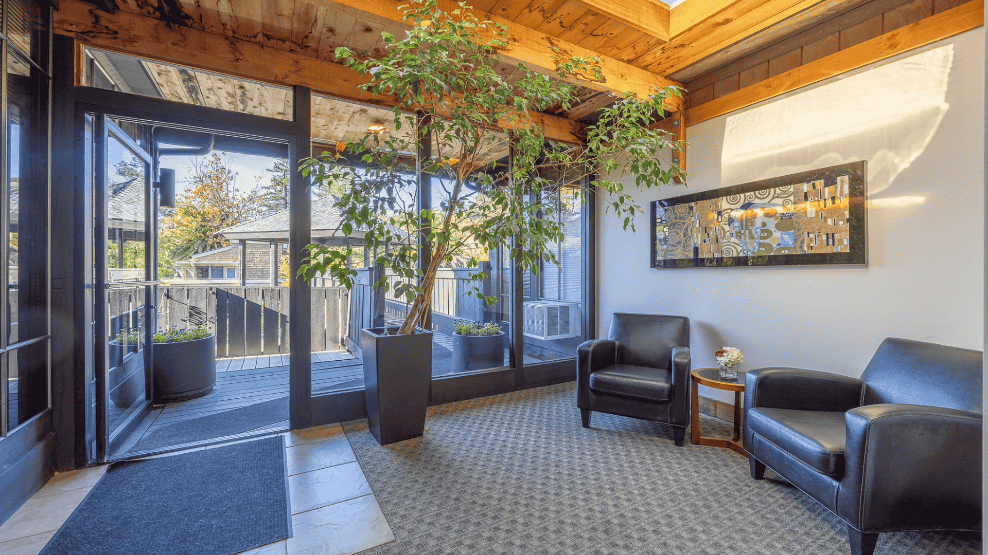 1036 SFD WAITING AREA V3
