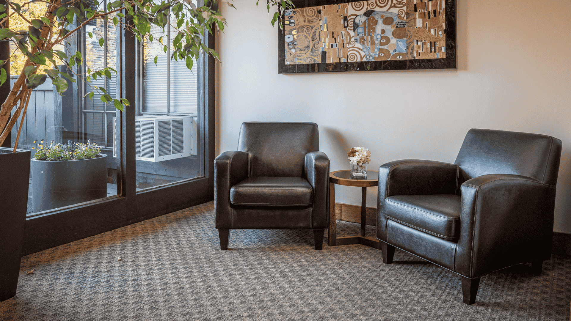1036 SFD WAITING AREA